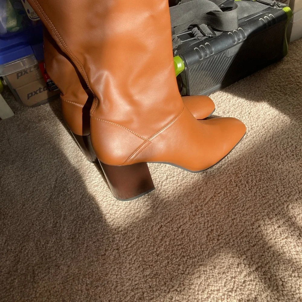 NWT perfect fall brown chunky heel knee high faux leather boots - Picture 2 of 7